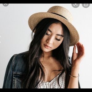 GIgi Pip Faye Short Natural Straw Boater Hat